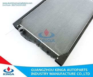 Refroidissement 48/56 efficace de la TA de PA de la TA de benz du radiateur en aluminium C457- de camion