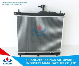 Radiateurs en aluminium de voiture de la TA de Suzuki pour PA 16/22/26 de HYUNDAI i10 la '09